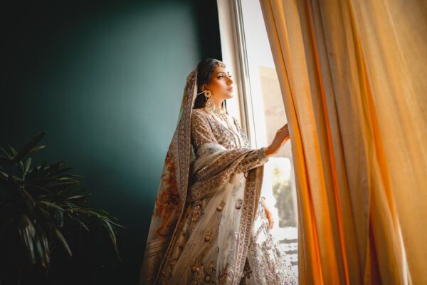 Photo wedding outfit